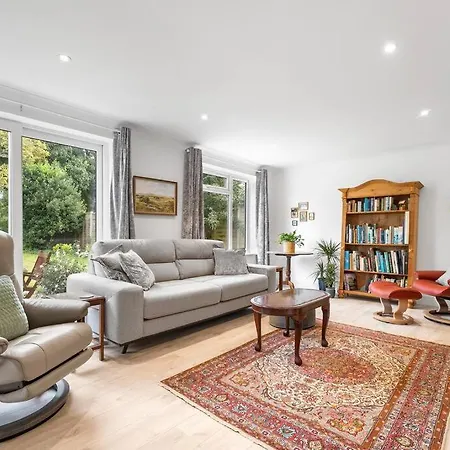 Convenient And Immaculate House In Bransgore Exterior photo
