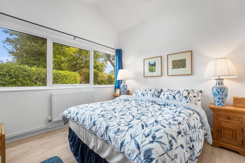 Convenient And Immaculate House In Holiday home *