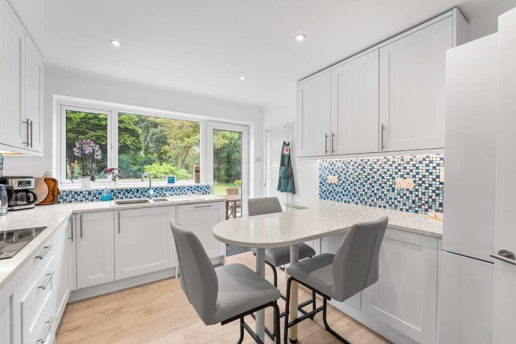 Convenient And Immaculate House In Holiday home